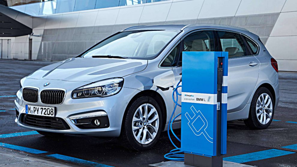 Der BMW 225xe ist ein Plug-in-Hybrid. Foto. BMW