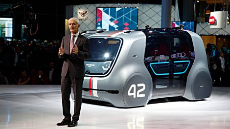 Matthias Müller und Sedric. Foto: VW