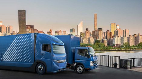 Mitsubishi Fuso präsentiert einen vollelektrischen schweren Lkw. Foto: Daimler