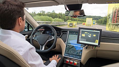 Unterwegs in einem autonomen Fahrzeug. Foto: Bosch